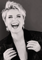 Linda Feller